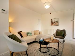 Pass the Keys Bright Cozy Home with Garden Free Parking - Nottingham - 2