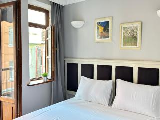 PeraHomes - Istanbul - 2