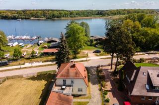 Ferienwohnung Strandgut mit Seeblick-Komfort, Terrasse und Garten in perfekter Lage - Malchow - 8