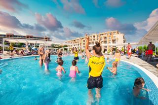 Premier Fort Beach Apartment with Pool & Sea View - 2