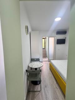 Modern Stay in City Center 1-bedroom - Tirana - 5