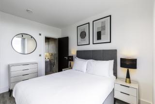 North Acton X - 2 Bedrooms - 2 Bathrooms - Balcony - Londra - 3
