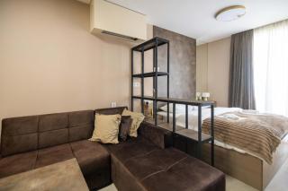 2 Apartment Combo with Full Amenities - by Wehost - 8