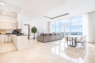 Palm Home next to Nakheel Mall with Private Beach - 8