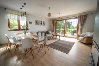 Kiton House - - 6