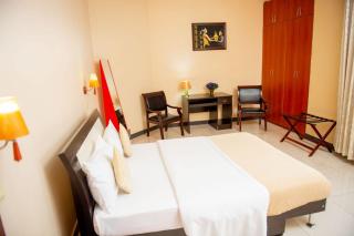 Beausejour Hotel - 9