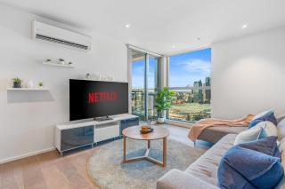 3BR High-rise apartment for WFH & families with stunning view - Melbourne - 0