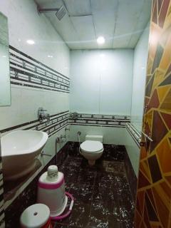 Hotel Sanskar villa In Ahmedabad Fully Air conditioner Room - Ahmedabad - 2