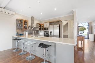 The Grand Findlater Retreat Spacious 6BR Luxury Home Near Hobbiton - Matamata - 5