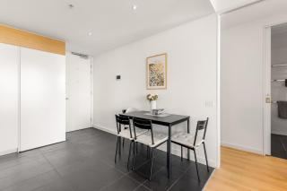 Guilfoyle 2-Bed Apt Southbank NGV Botanic Garden - Melbourne - 4