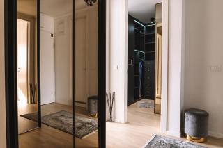 Flexible SelfCheckIns 66 - Zagreb - Loggia - 80m2 - New - Luxury - Garage - 2 Bedrooms - 1