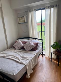 Pet Friendly 2BR Condo with PS4 near Abreeza - Davao City - 4
