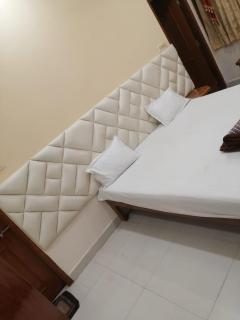 Hotel Pleasure Landmark - Ujjain - 4