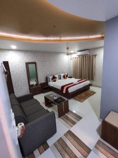 The Pearl Burdwan Hotel, Banquet & Restaurant - Barddhamān - 3