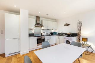 Modern Mile End Flat near Park - 3