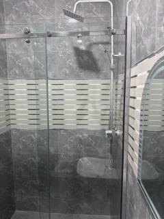Golden Hits Hotel and Suites - Lagos - 7