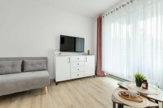 Spacious Apartment with Parking and Terrace in Puck by Noclegi Renters - Puck - 7
