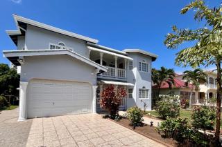 5-Bed Villa with pool in Runaway Bay Jamaica - Cardiff Hall - 0