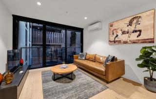 Modern 1BR plus Study in Ikebana by Corporate Keys - Melbourne - 2