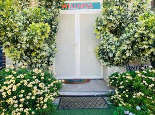 Nice room less Pay near Port Adelaide - - 5