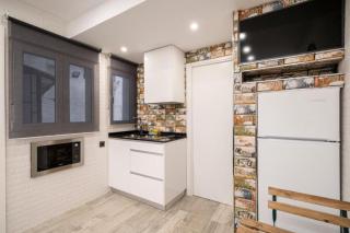 Modern Studio in Malasaña - Madrid - 3