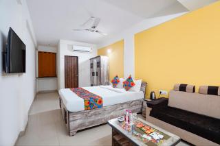 FabHotel Relax - Gandhinagar - 9