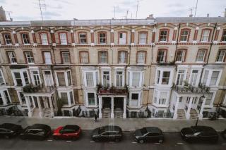 High Street Kensington by Viridian Apartments - London - 9