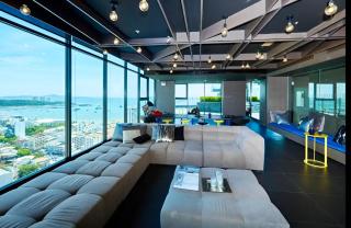 The Base Central Pattaya - Rooftop Pool and Lounge - 2