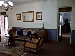 The Dullstroom Inn - Dullstroom - 3