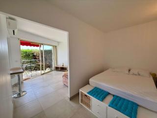 Confort et serenite piscine et stationnement - Cannes - 2