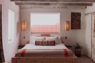 Entire Private Boutique Motel w Courtyard and Sauna - 5