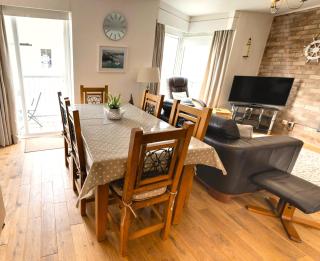 8 St Marys Court Tenby - Tenby - 5