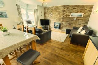 8 St Marys Court Tenby - Tenby - 6