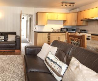 8 St Marys Court Tenby - Tenby - 7