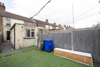 Lovely 2 Bed House in Grays 4 Separate Beds - Grays Thurrock - 1