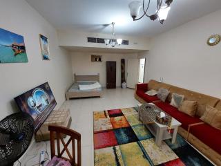Friends Hotel Apartments - 8