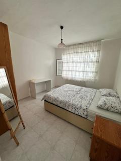 Hera Pansiyon - - 6