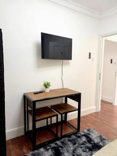 BF-Compact Room fits 1 in Wembley! - Londra - 6