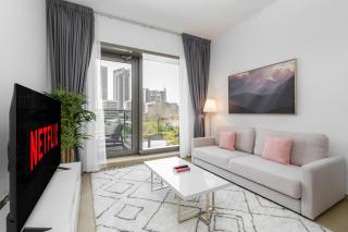 Exclusive 1 Bedroom Marina View - Dubai - 5