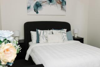 Little Luxe Retreat - Findon - 0