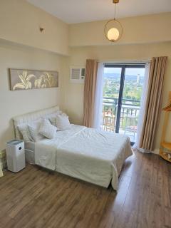 Cozy Cebu Studio Near IT Park with Fast-WiFi, Balcony and Gym access - Cebu - 0