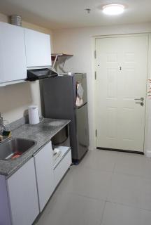 Cozy Cebu Studio Near IT Park with Fast-WiFi, Balcony and Gym access - Cebu - 2