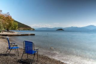 GnF Family Beach House - salty air & slow days - Agios Spiridon Fokidas - 9