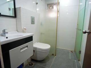 Stay Pride Service Apartments - AC Rooms in Vijayawada - Family & Business Stays - Vijayawada - 9
