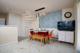 Luxury 5BDR with City Access, Free Parking and Wi-Fi - Ince-in-Makerfield - 8