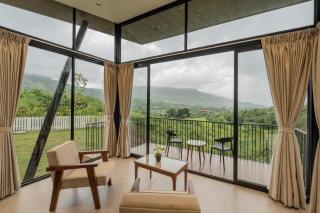 Caasa Tranquilla-Canopy Cabin 1 with Private Lawn - Malavli - 0