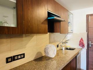 Independent Studio Apartment - 8