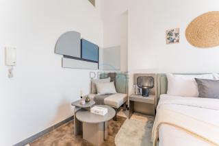Studio with Glimpse of Burj Khalifa, Minutes from Downtown Dubai, MAG 930, Mohammad Bin Rashid City by Deluxe Holiday Homes - 4