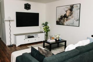 Little Luxe Retreat - Findon - 4