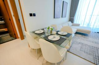 Bright 1BR in Binghatti House, Prime Location - 5